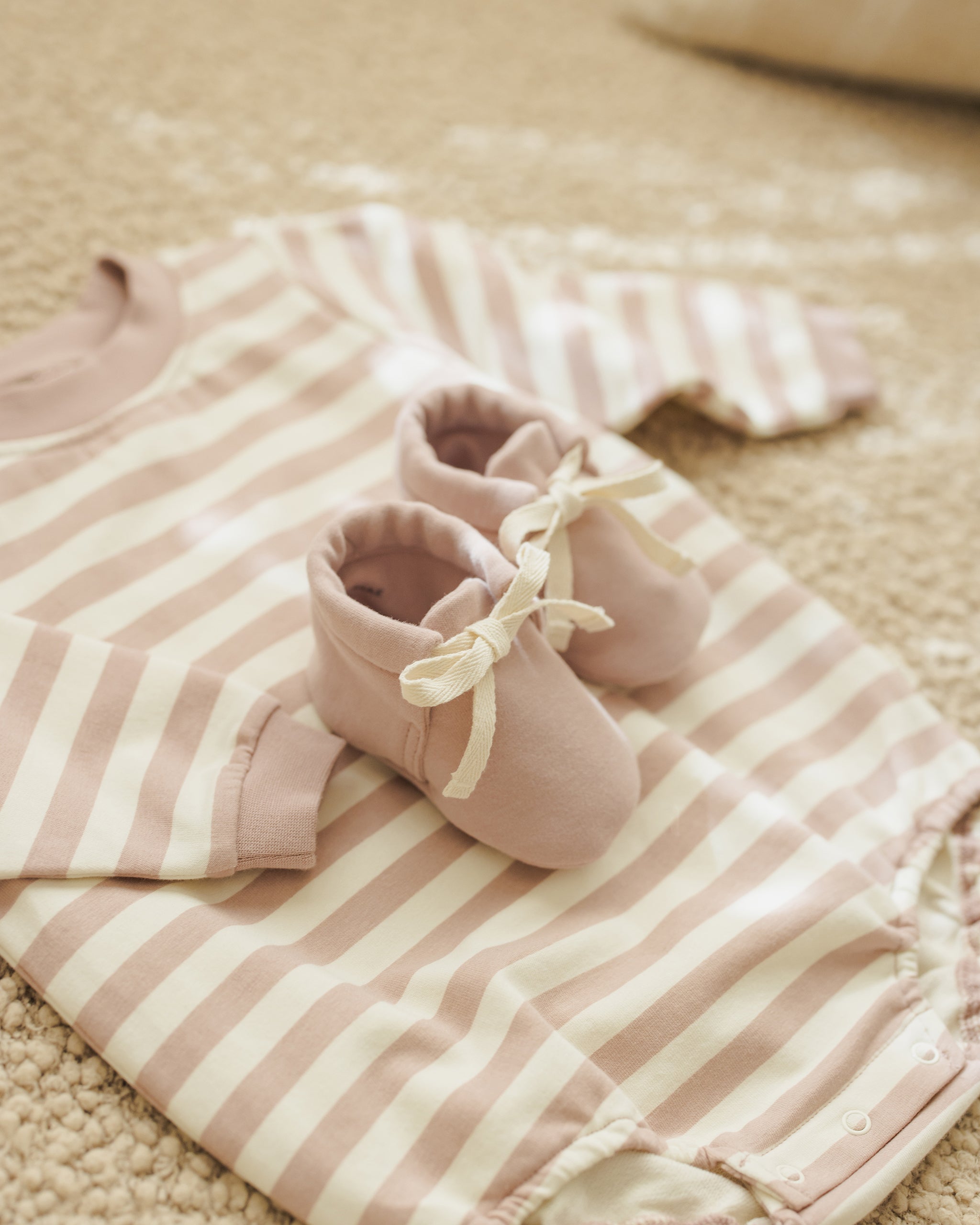Baby Booties || Rose