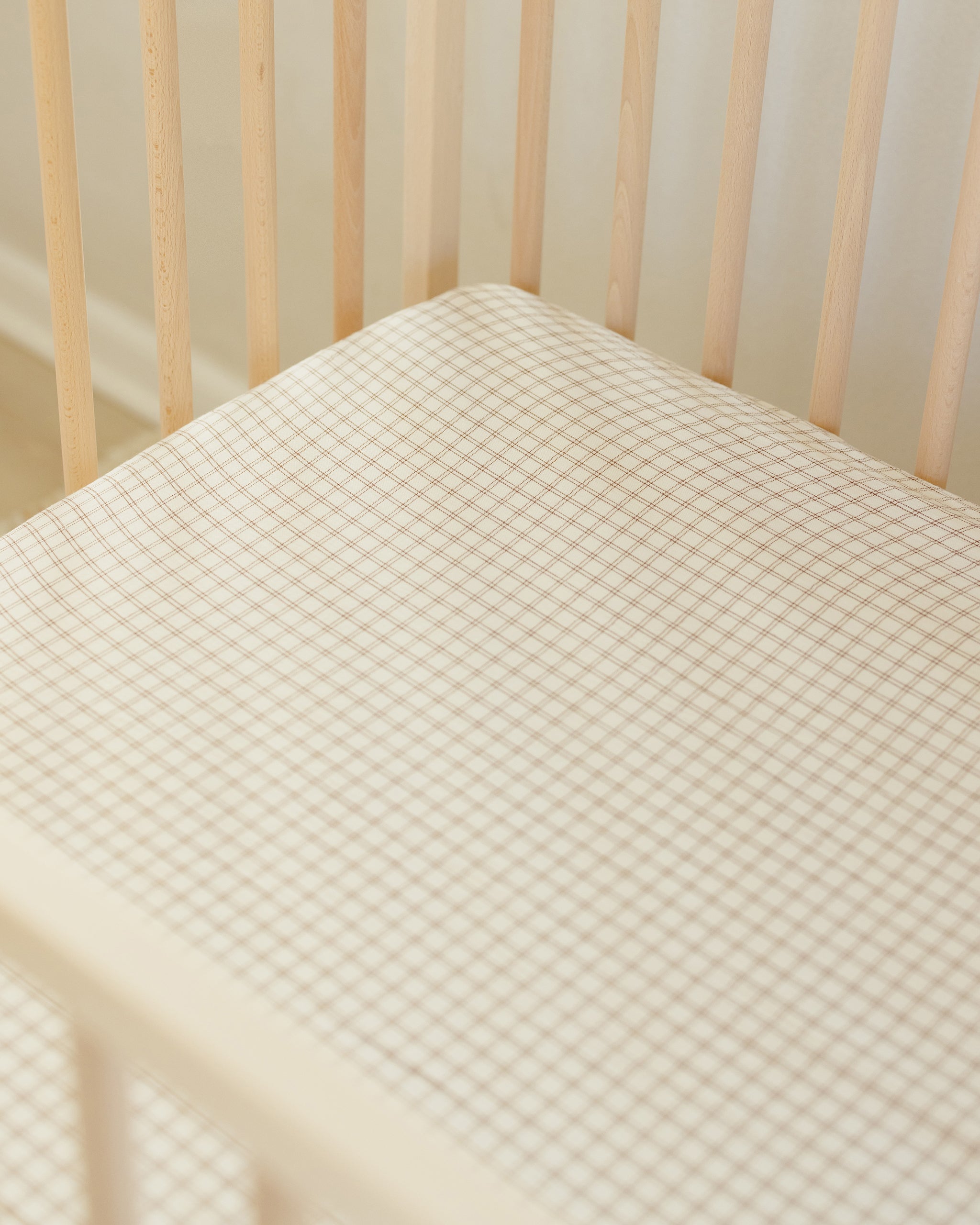 Woven Crib Sheet || Cedar Check