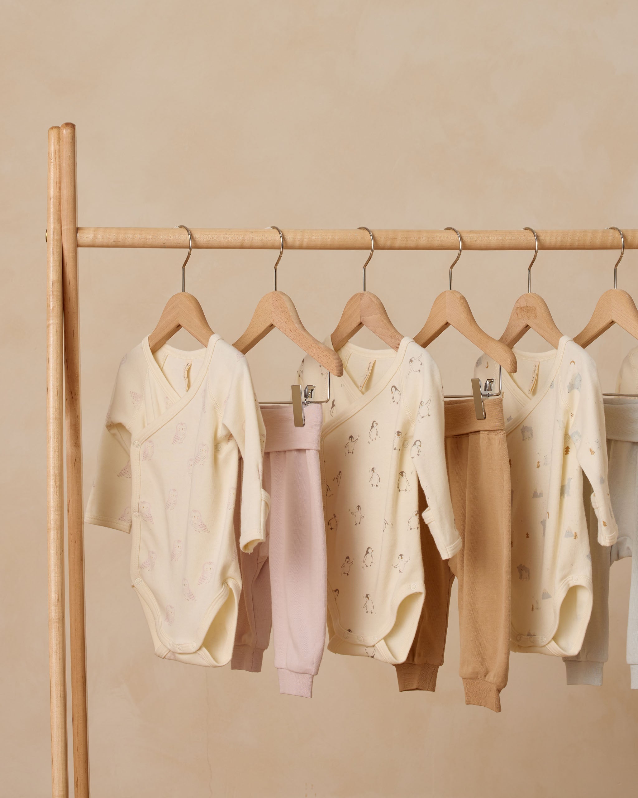 Side Snap Bodysuit + Pant Set || Snow Owls