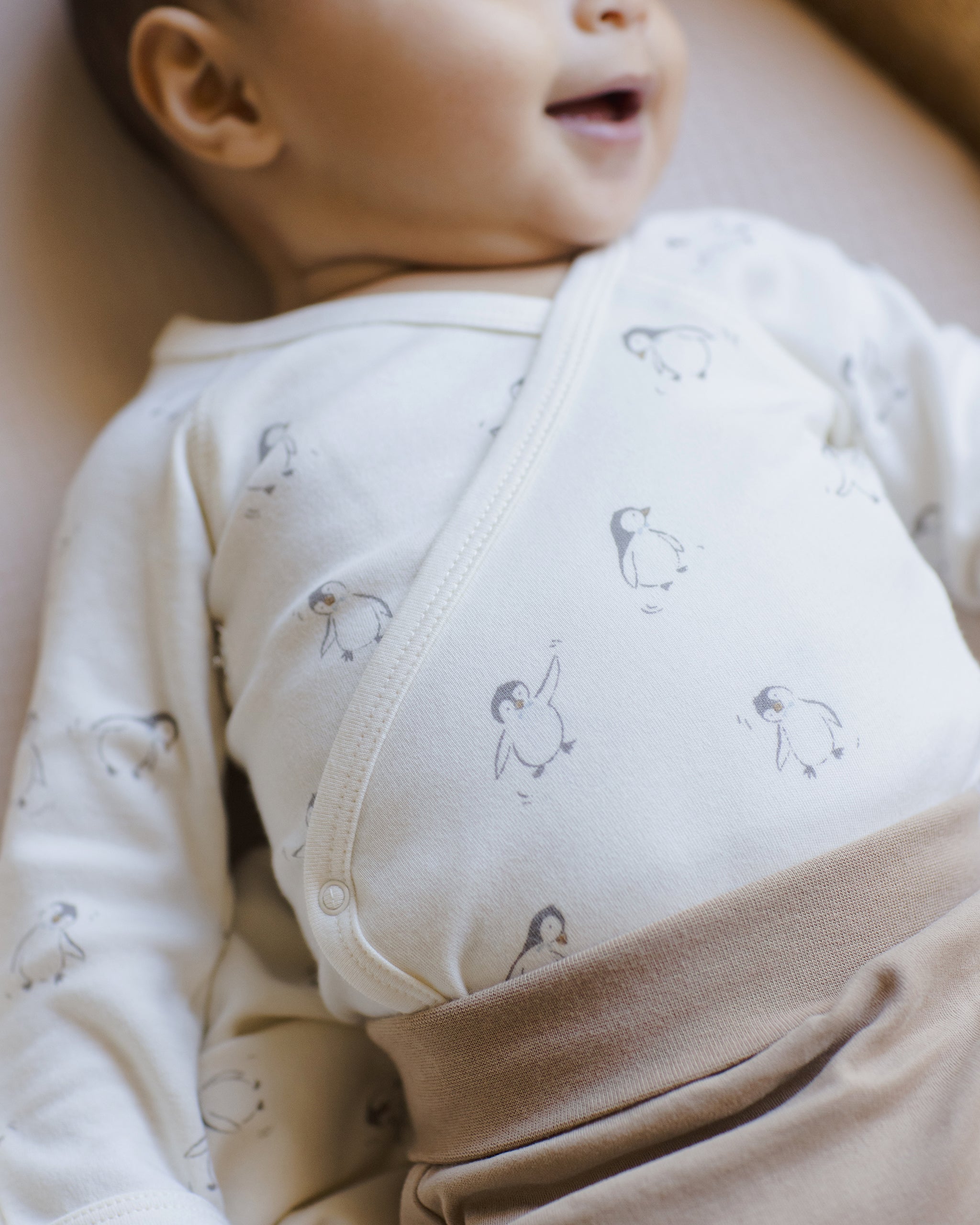 Side Snap Bodysuit + Pant Set || Penguins