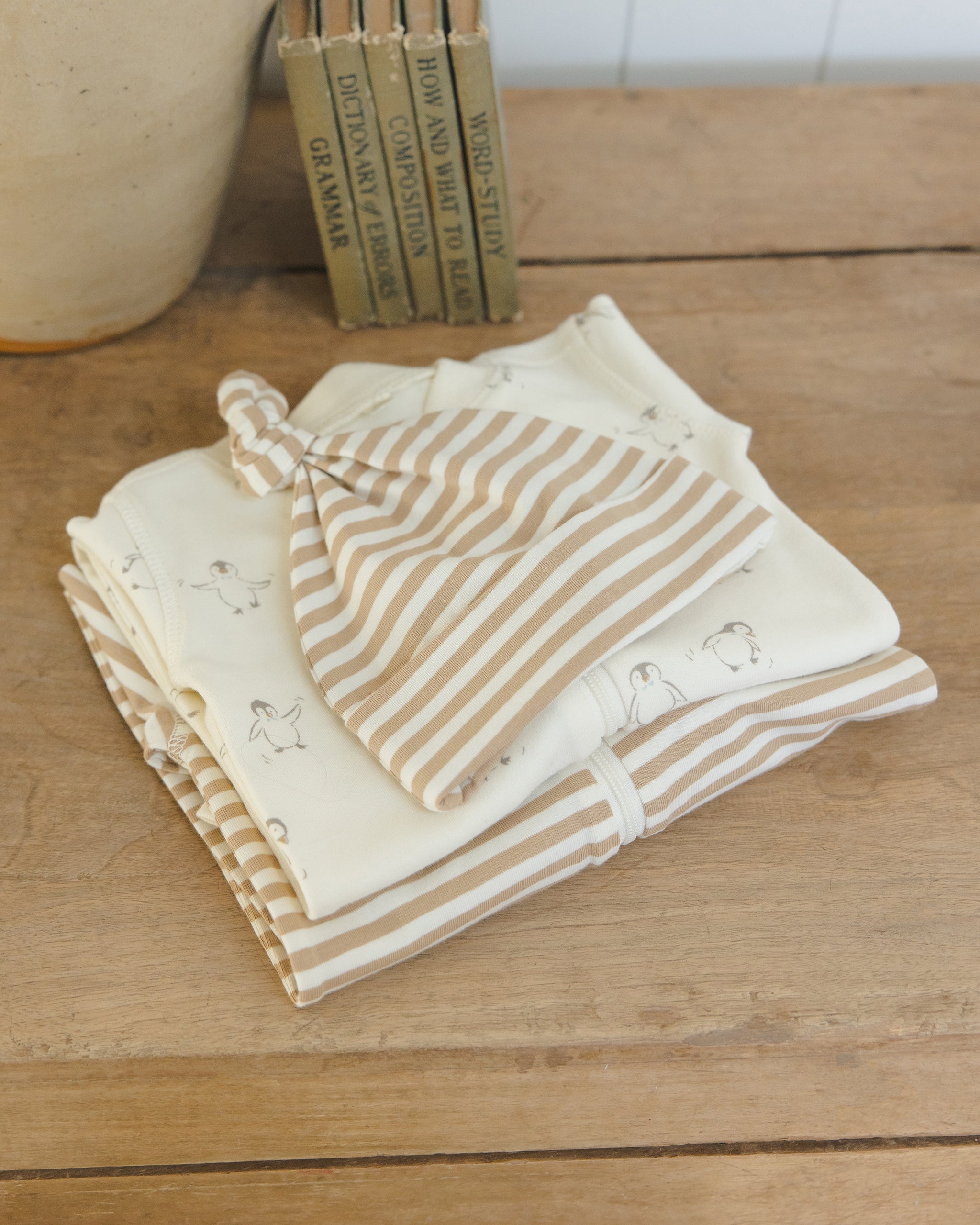 Knotted Baby Hat || Gold Stripe