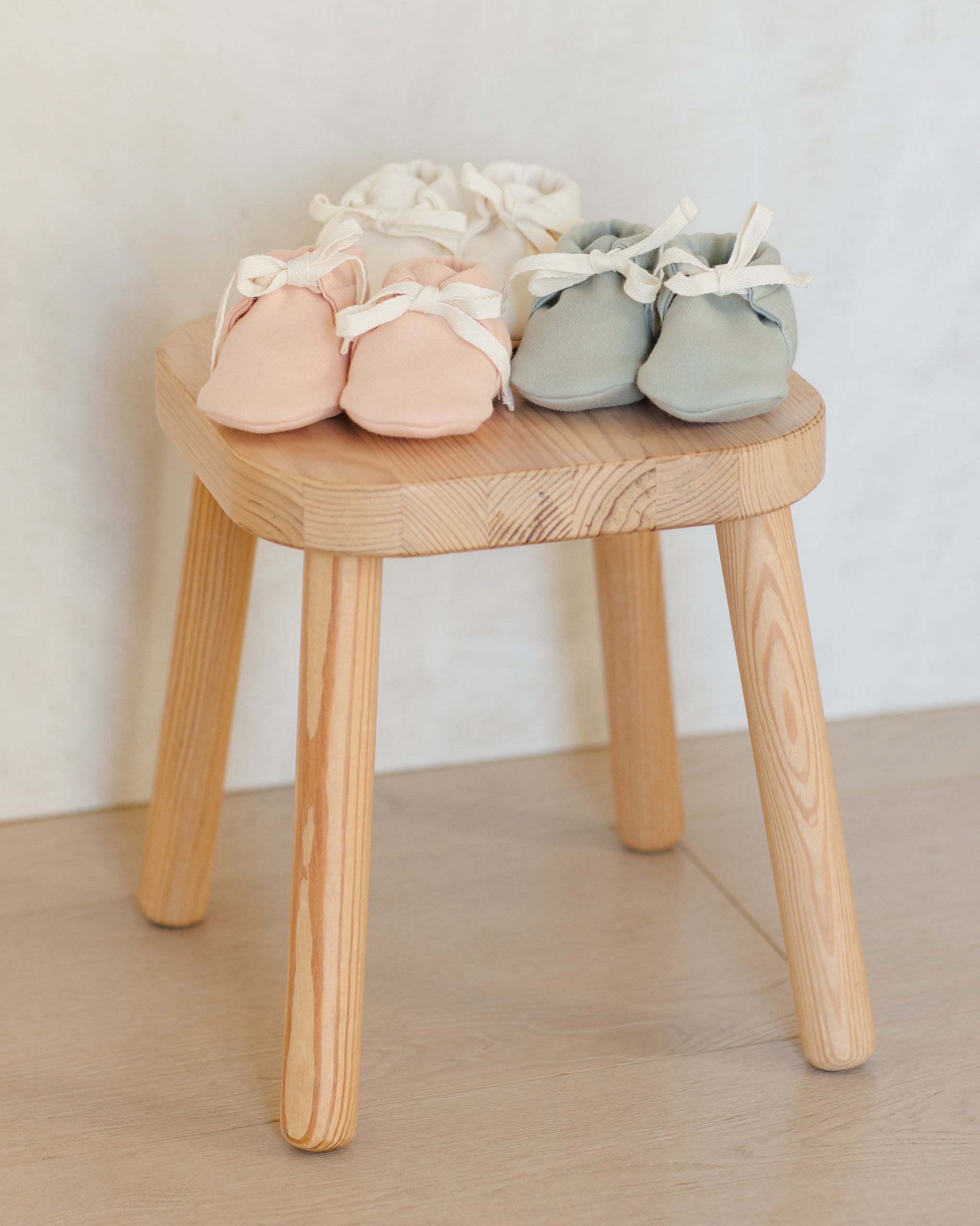 Baby Booties || Melon