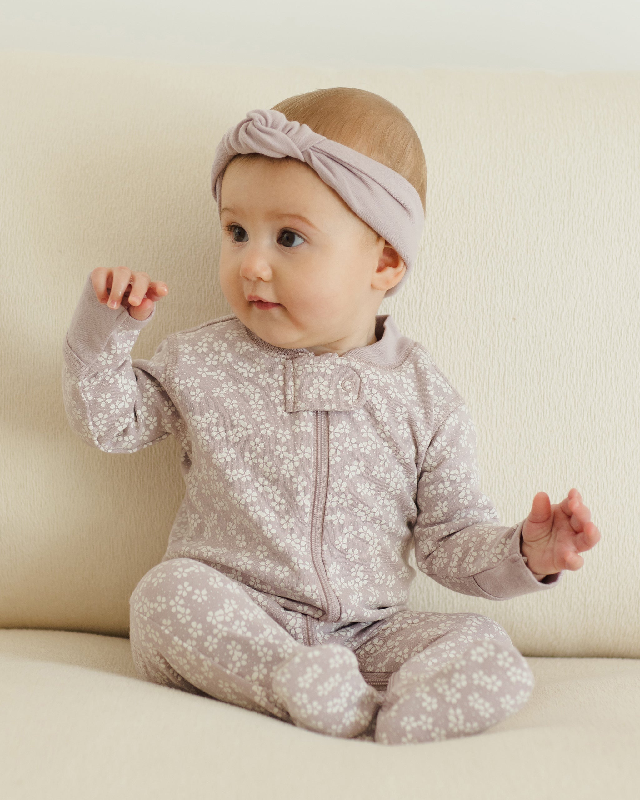 Zip Long Sleeve Sleeper Footie || Lavender Ditsy