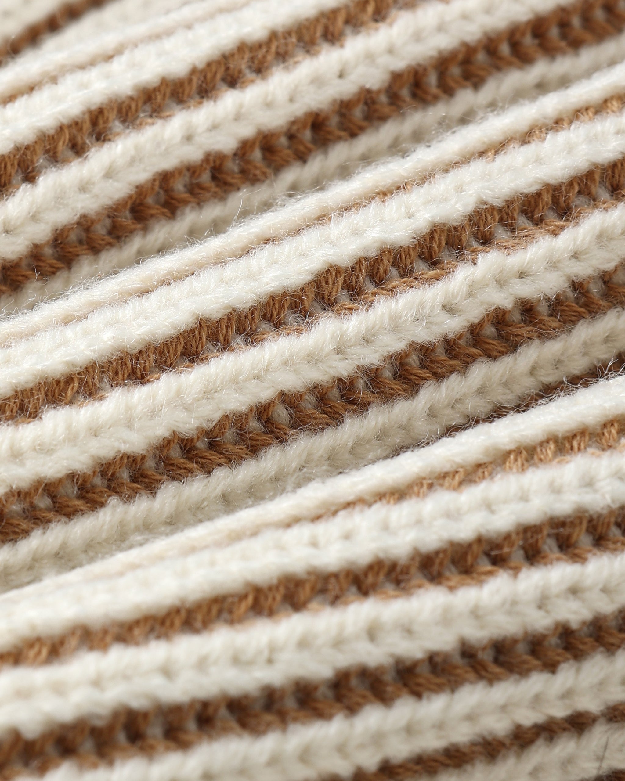 Relaxed Knit Sweater || Gold