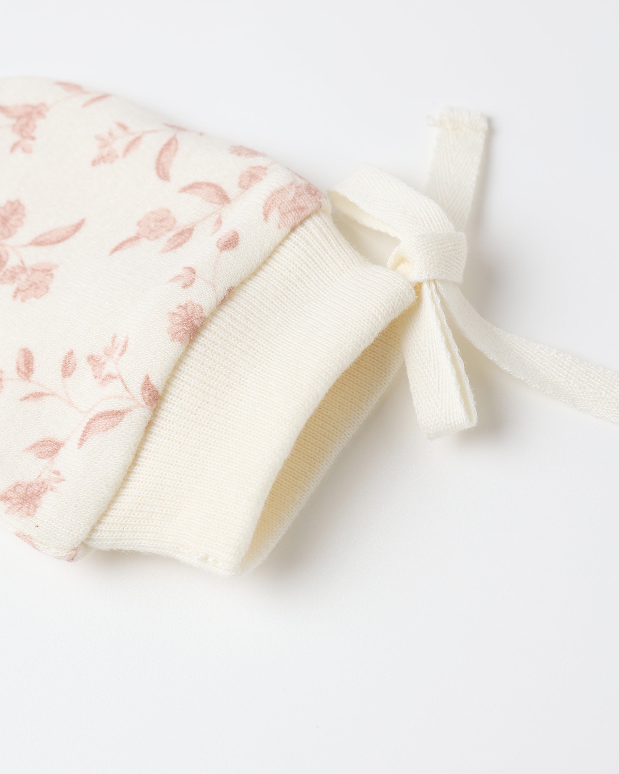 No Scratch Mittens, Set Of 2 || Rose, French Garden