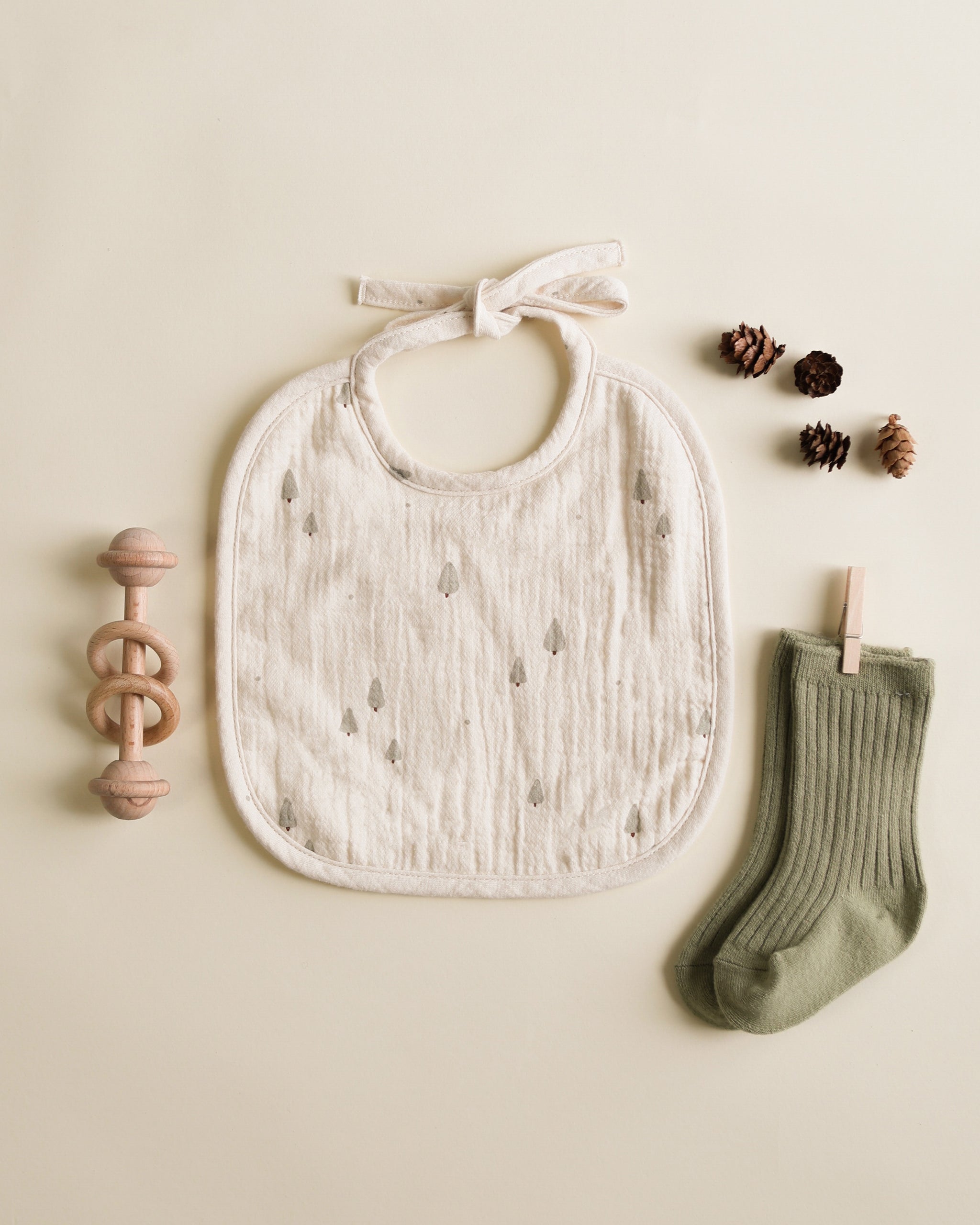 Woven Tie Bib || Trees