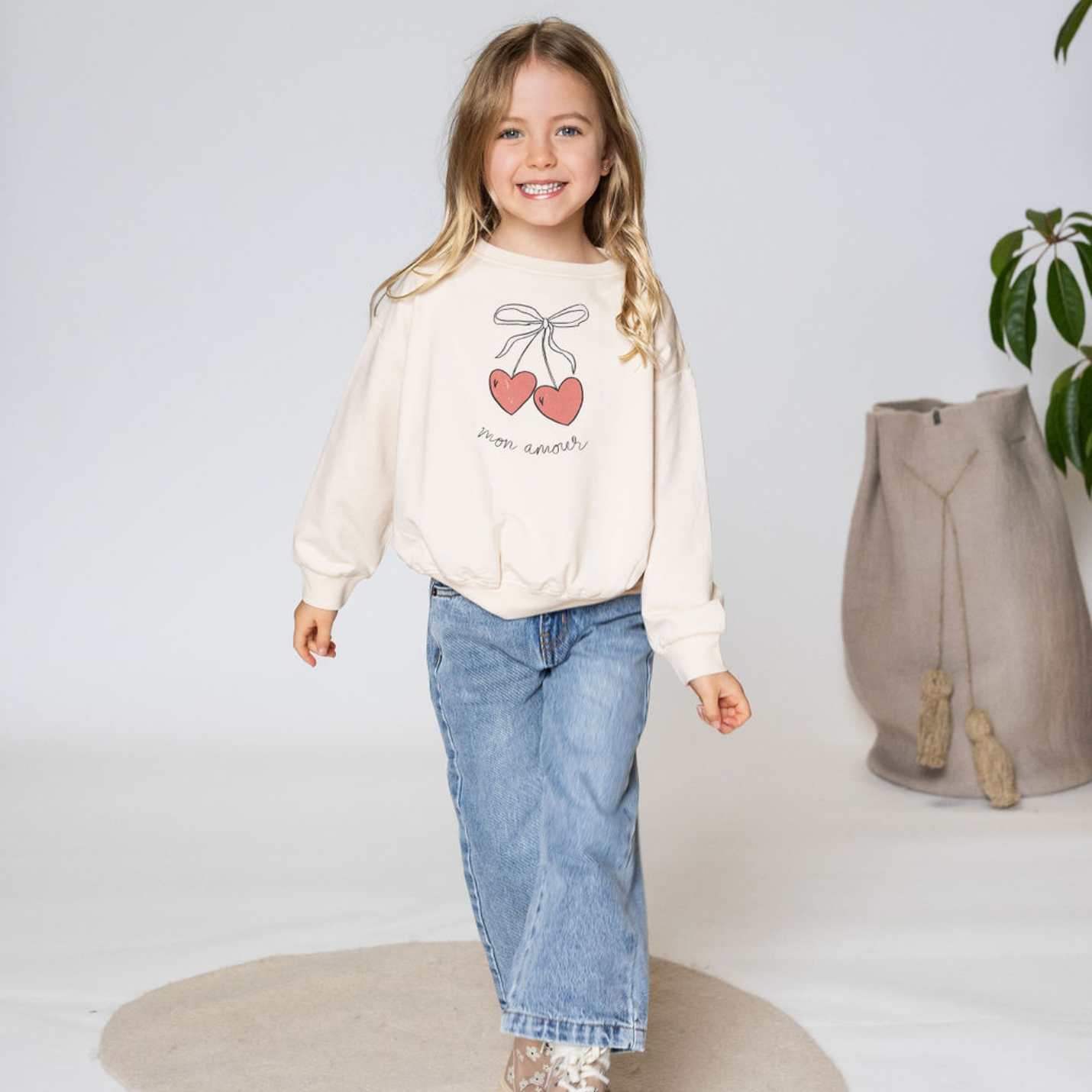 Relaxed Fleece Sweatshirt || Mon Amour