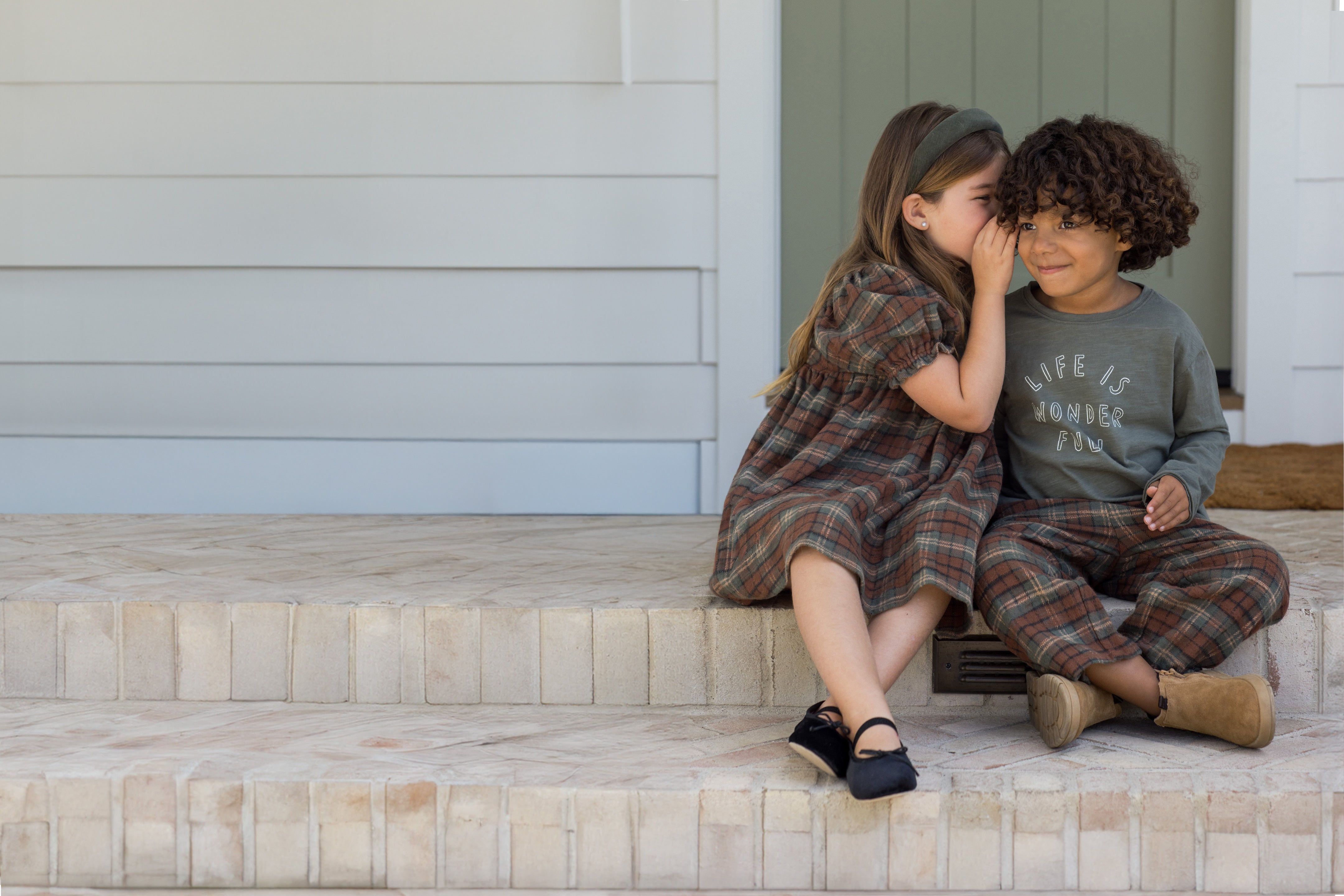 It's a Rylee + Cru Friendsmas