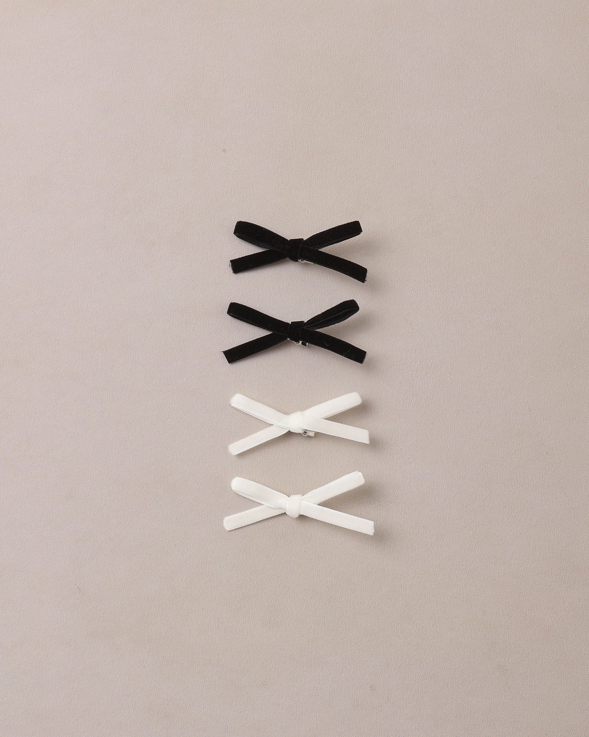 Mini Ribbon Bows Black, Ivory