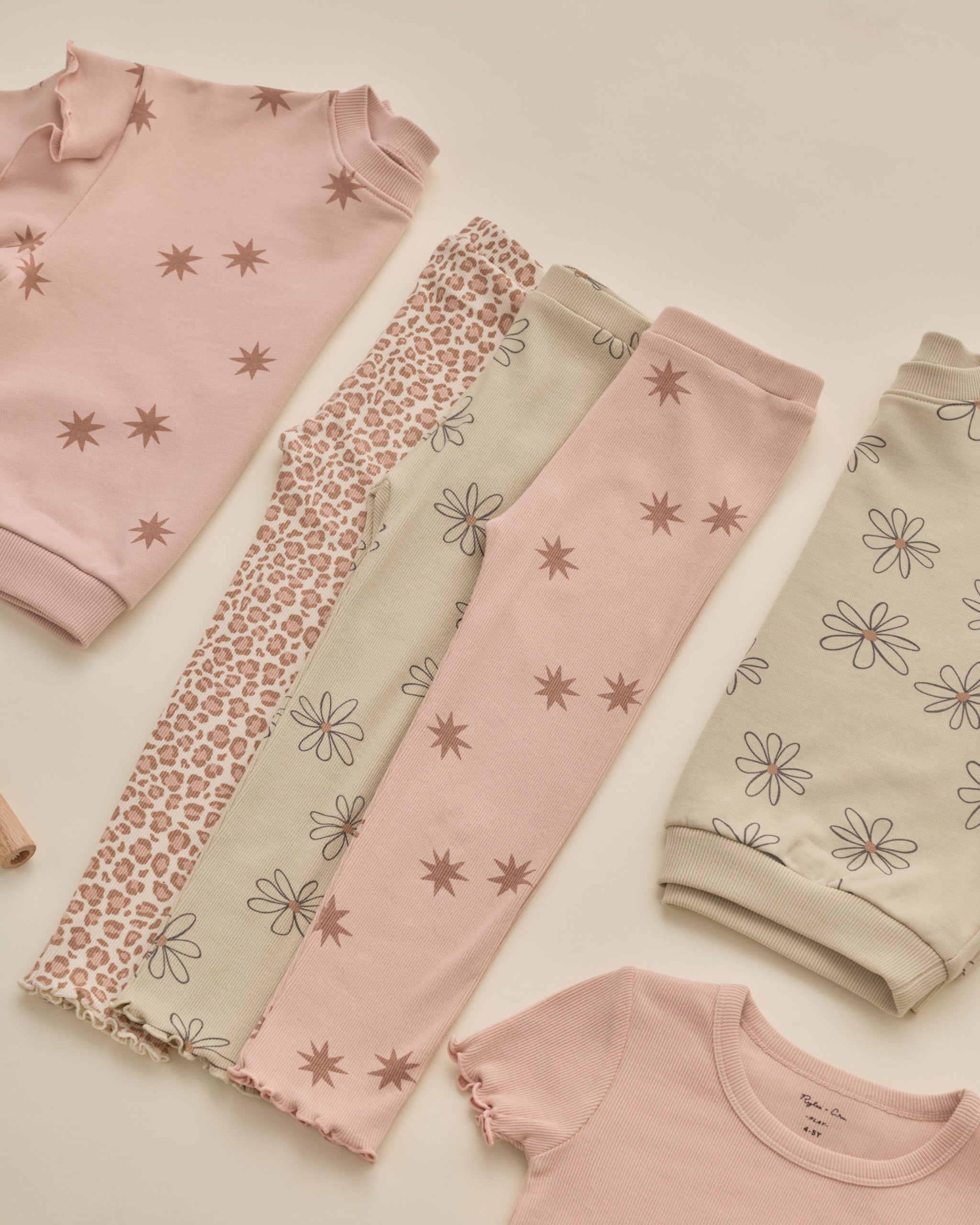 Coast Ribbed Legging Clay Stars - Rylee + Cru | Kids Clothes | Trendy Baby Clothes | Modern Infant Outfits |
