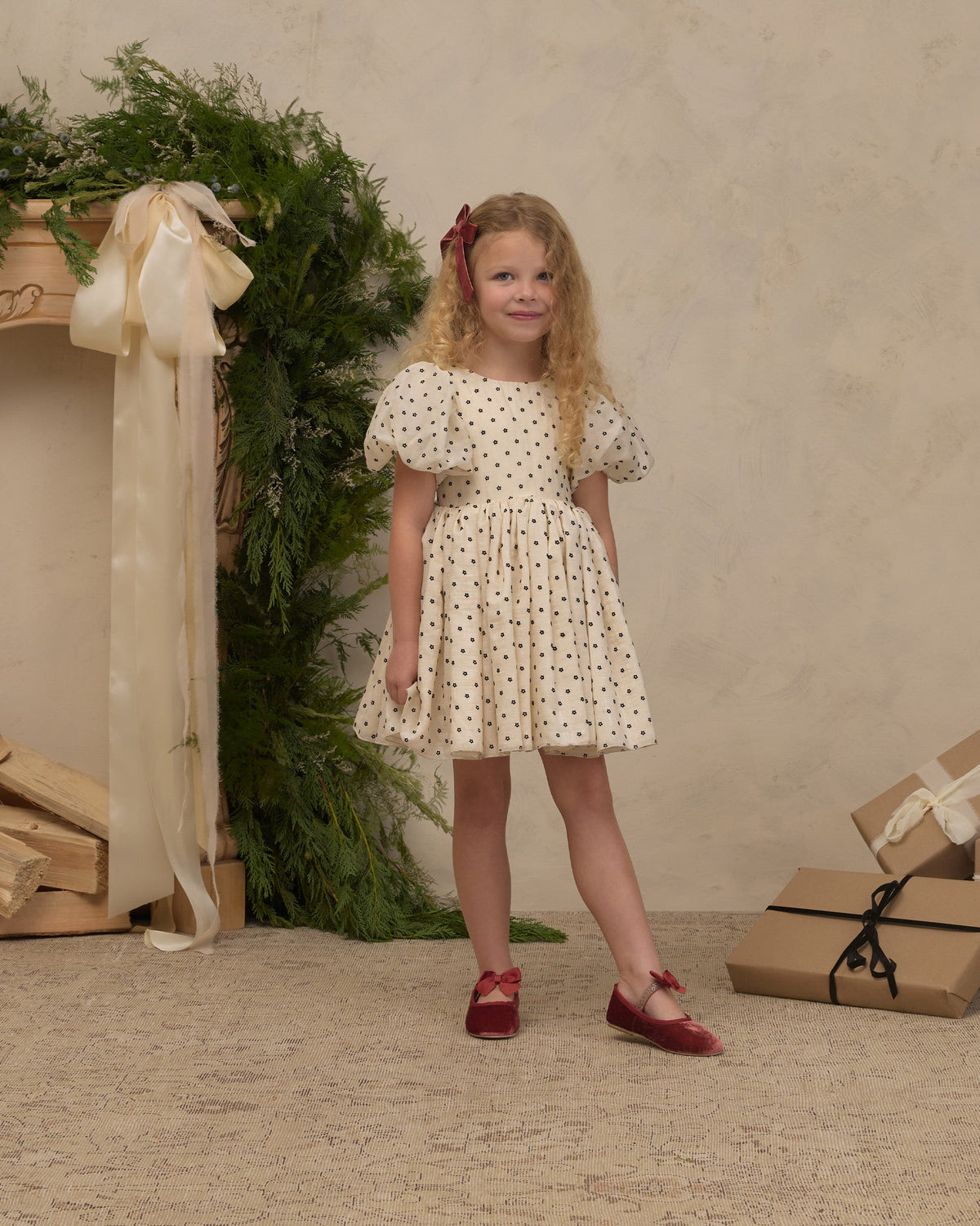 Sofia Dress Black Daisy