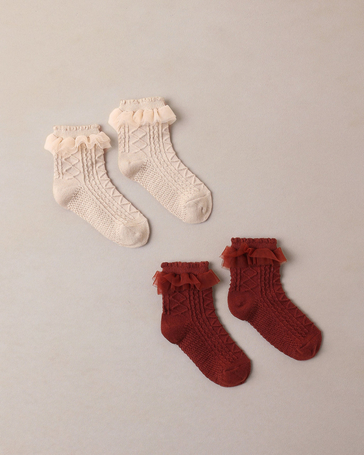 Ruffle Socks Pearl, Ruby