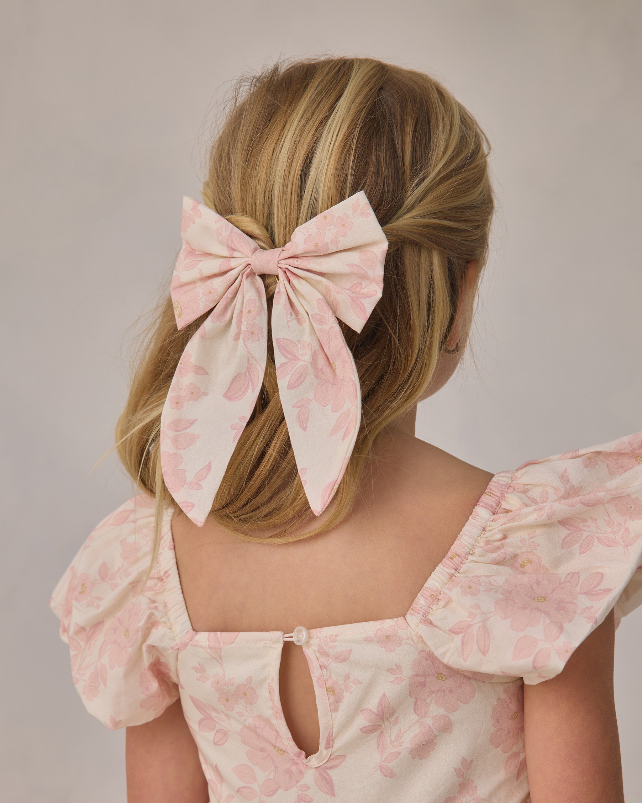 Everly Bow Blush English Rose