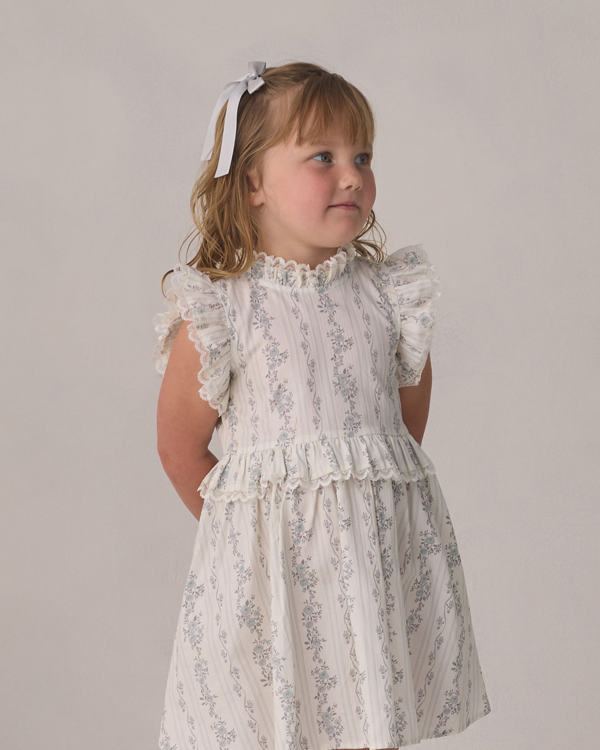 Satin Ribbon Bows Pearl, Ivory, Mist