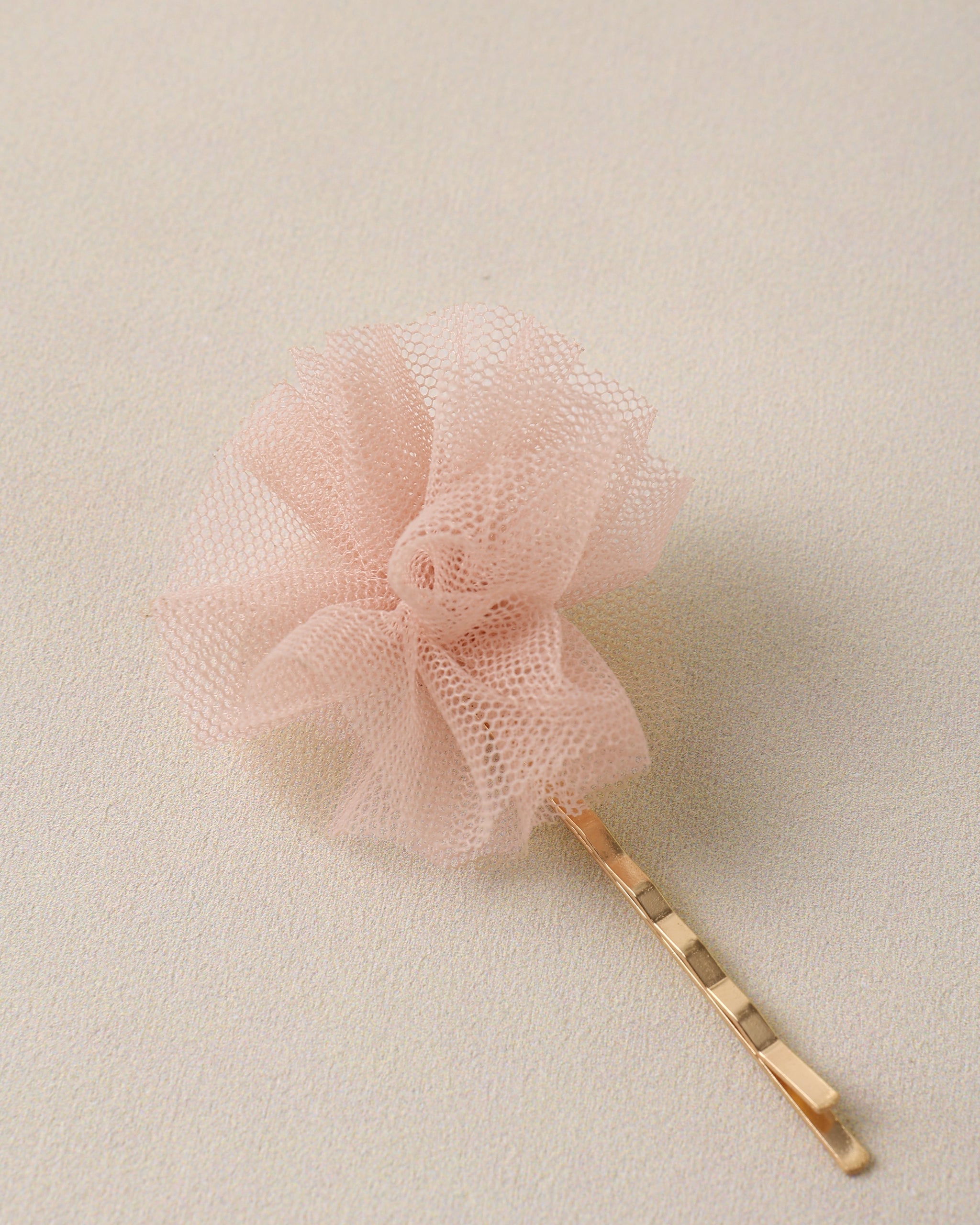 Pom Pom Pins Ivory, Pearl