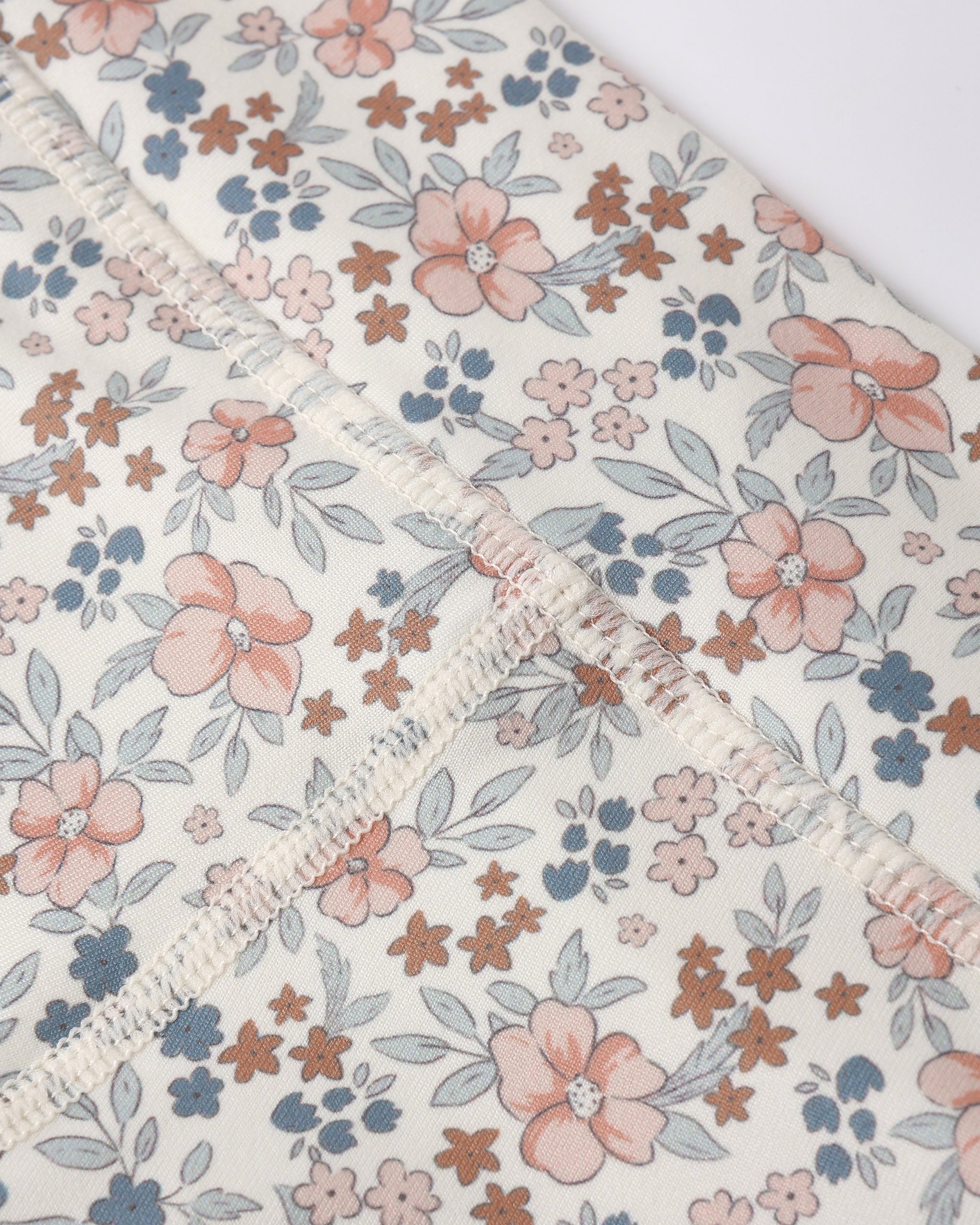 Shortie Short Flower Field