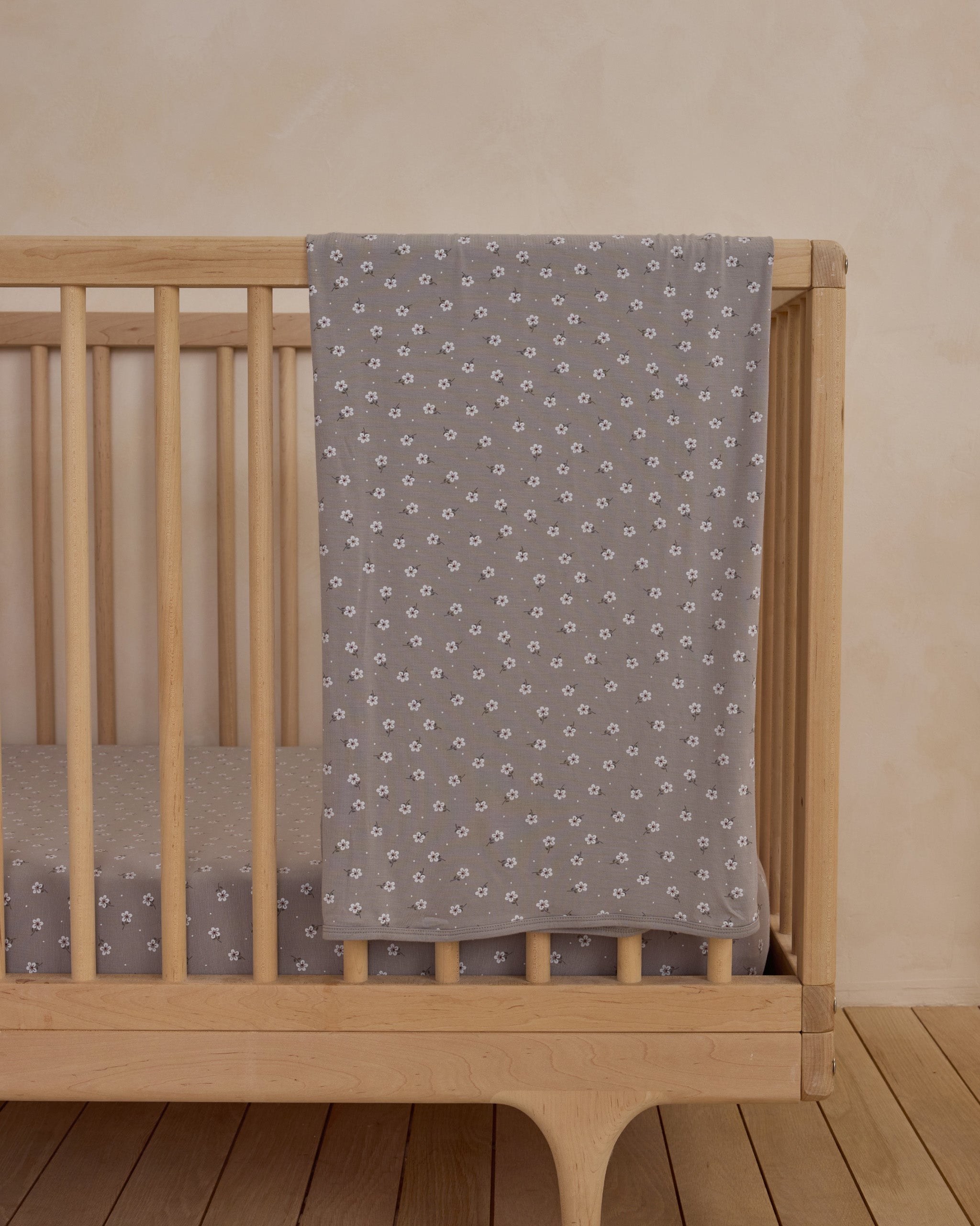 Bamboo Crib Sheet || Blue Ditsy