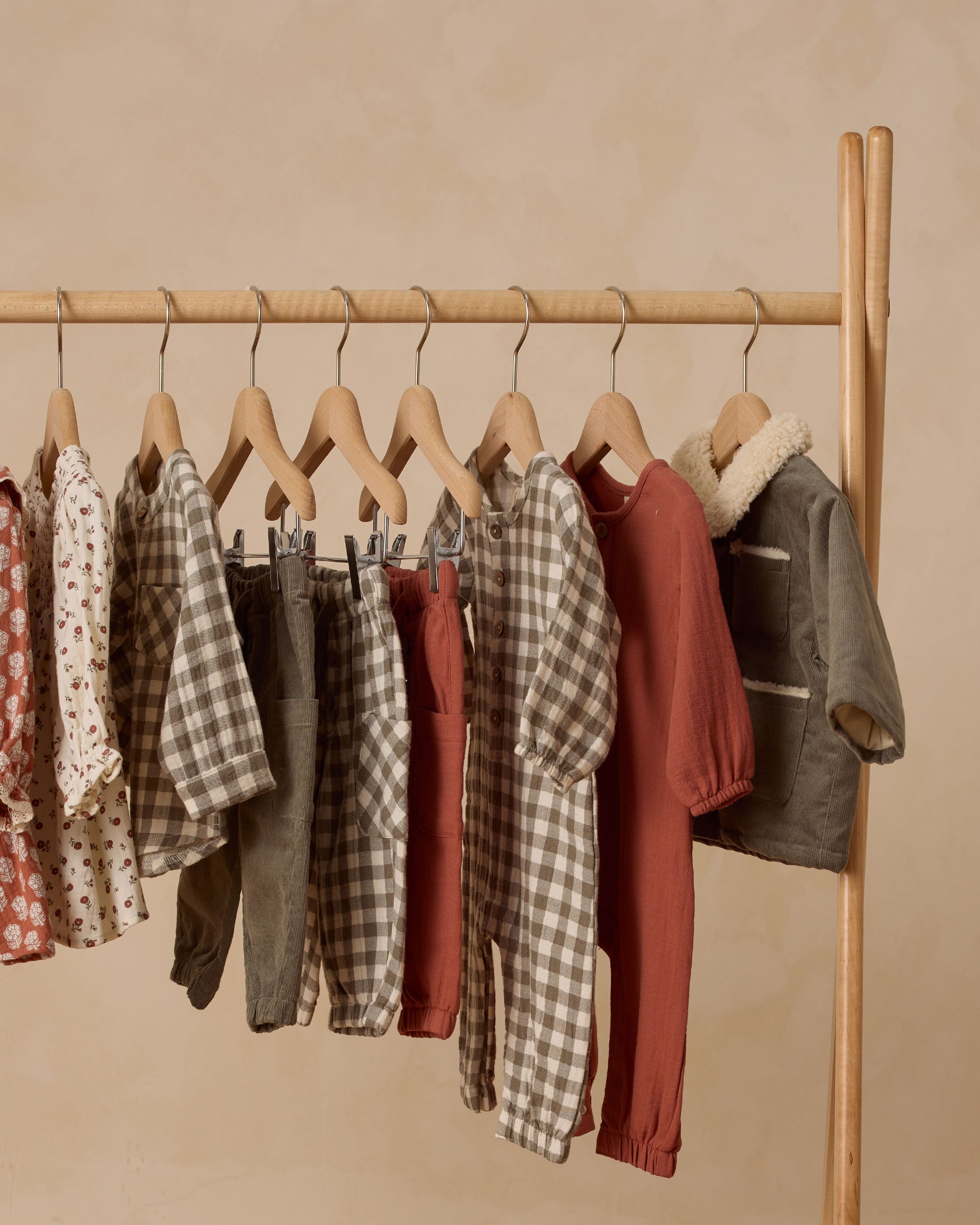 Luca Pant || Forest Check