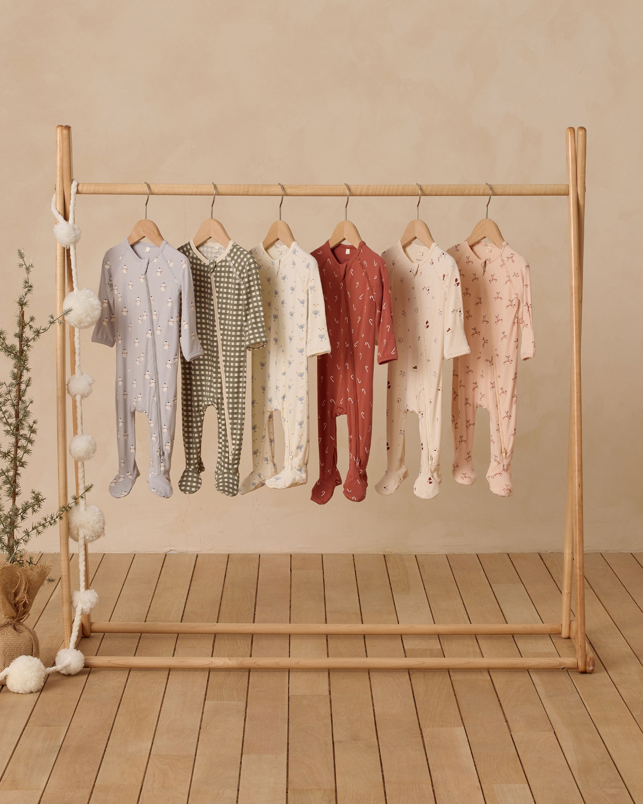 Bamboo Zip Footie || Reindeer