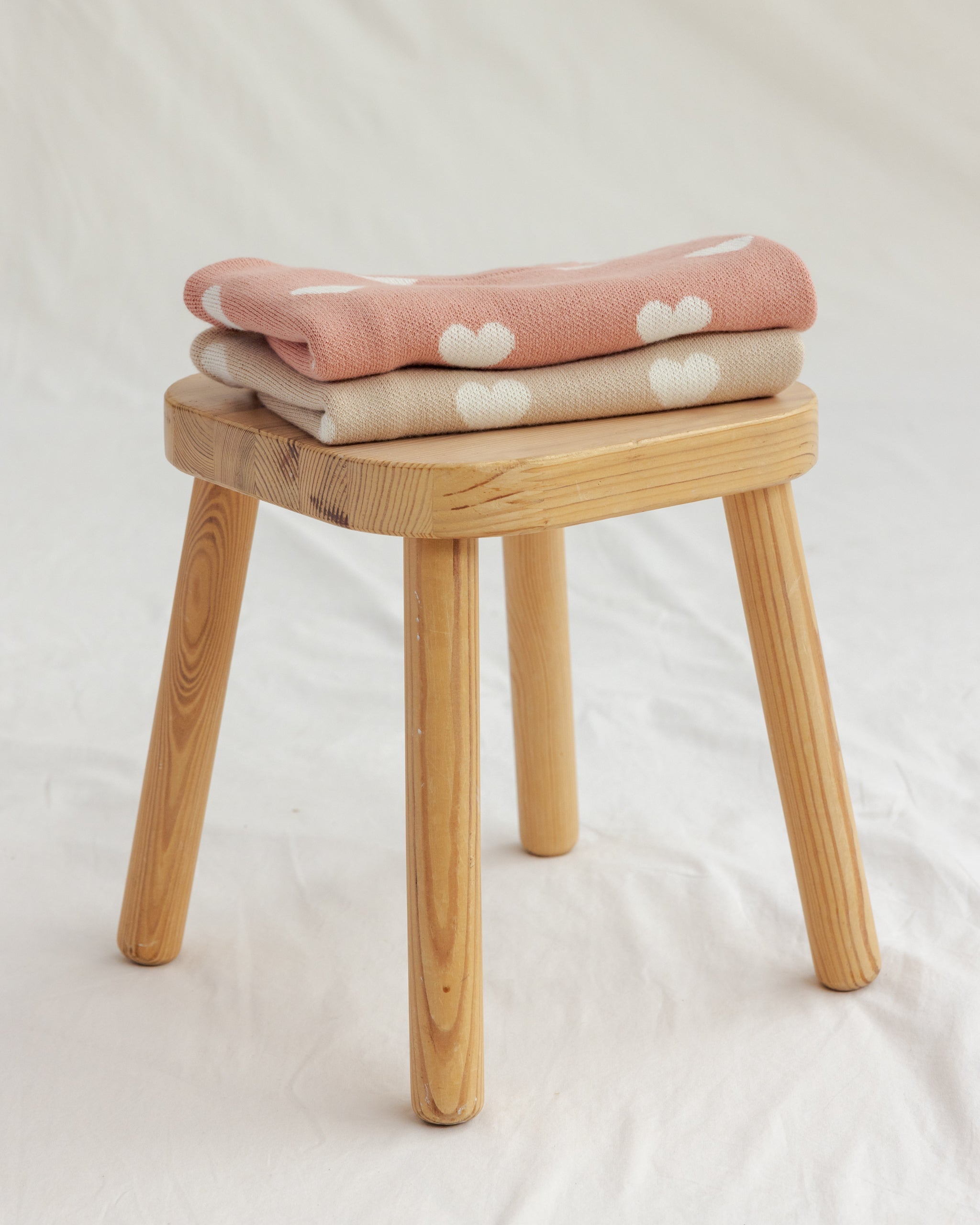 Heart Knit Sweater Pink