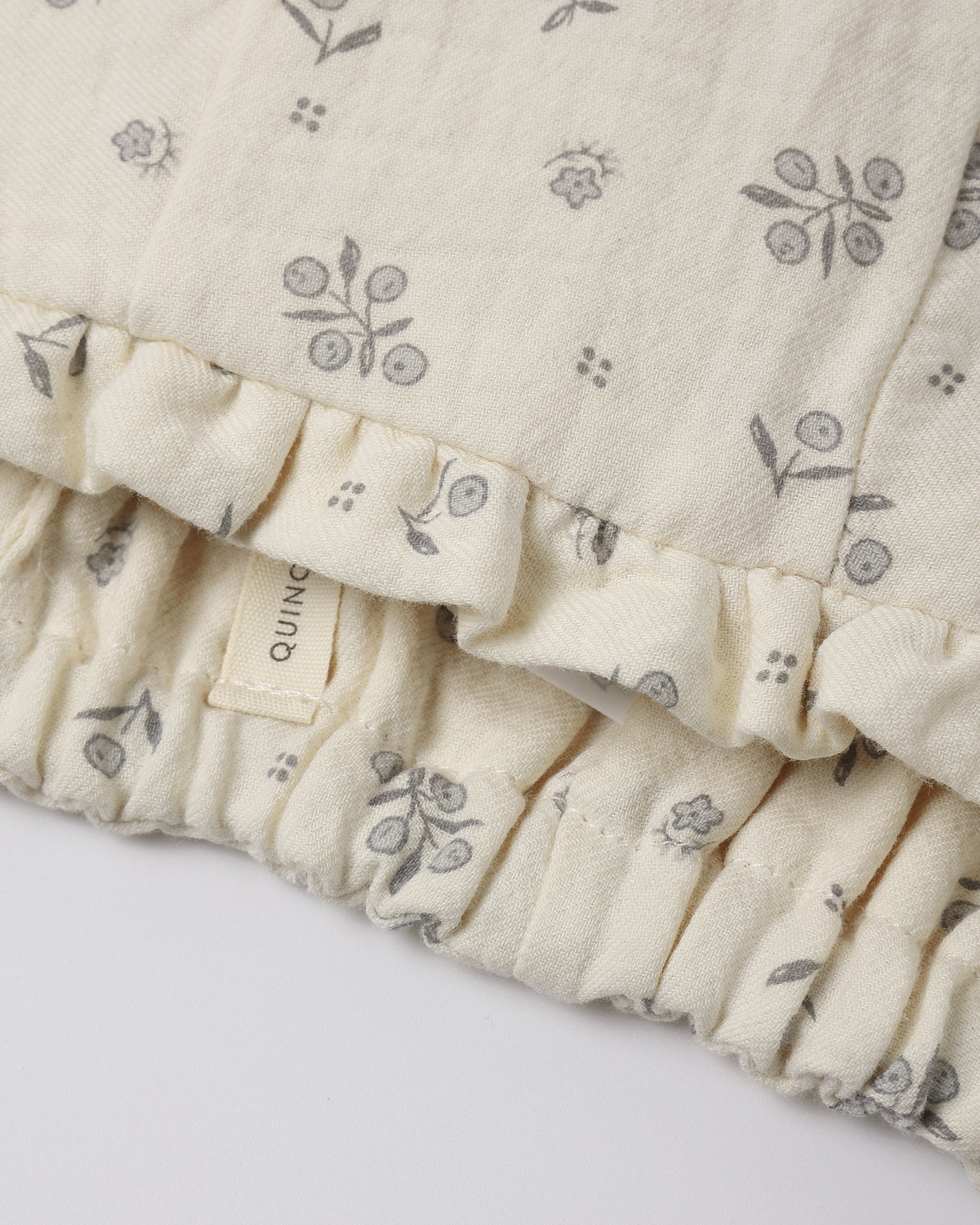 Woven Ruffle Bonnet Winter Berry