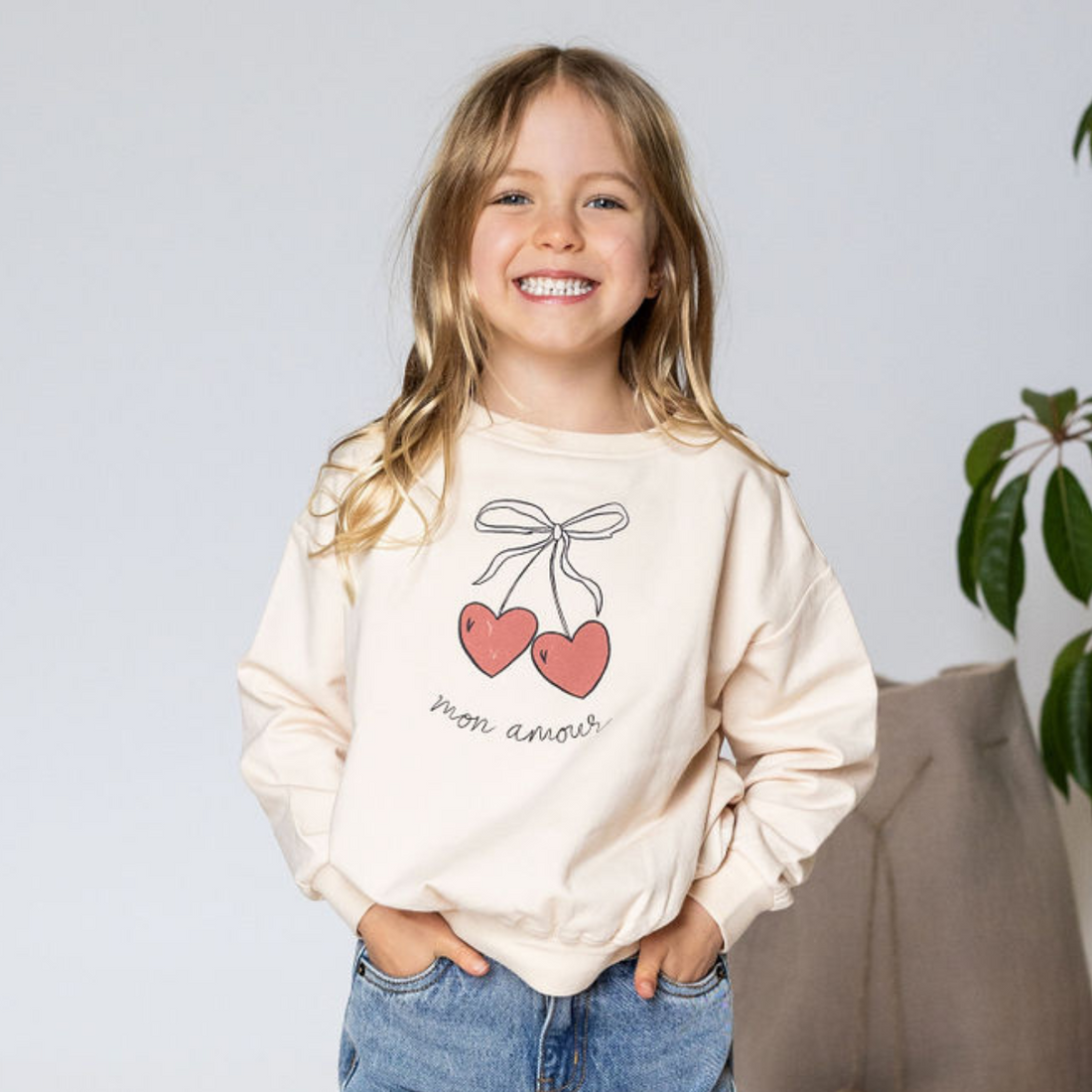 Quincy Mae Collared Sweatshirt - Mon Amour