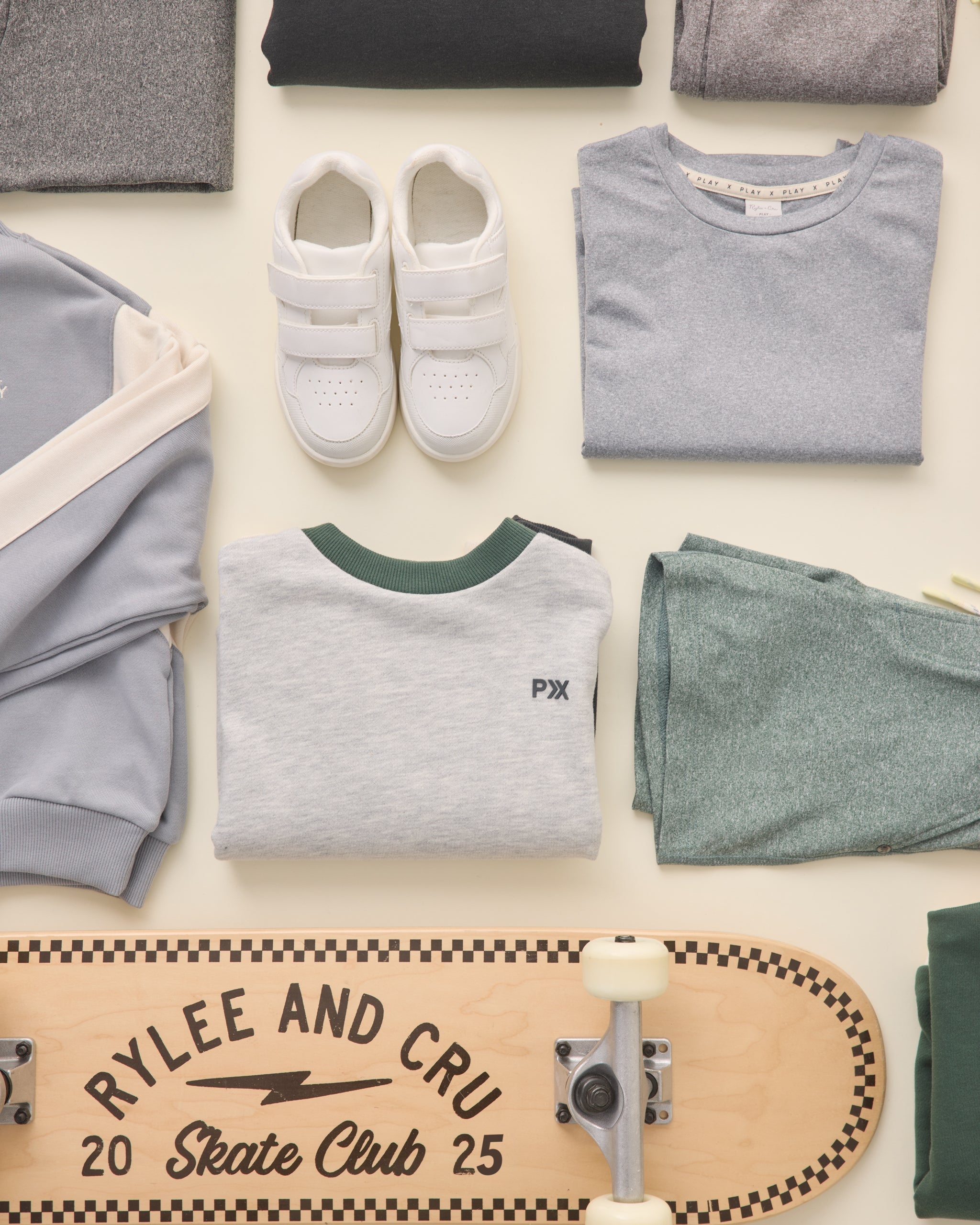 Relaxed Sweatshirt || Heathered Ash