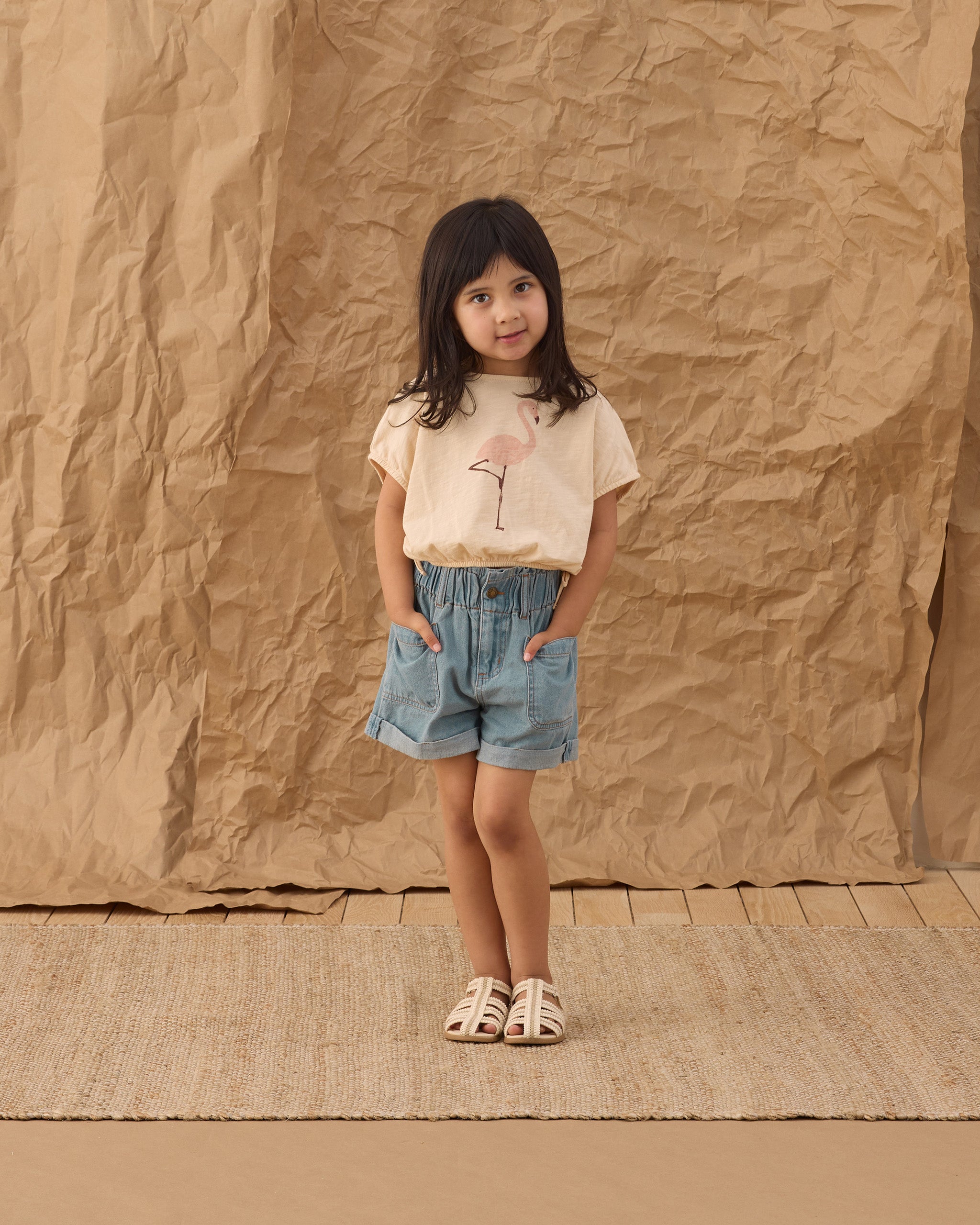 Cropped Cinch Tee Flamingo