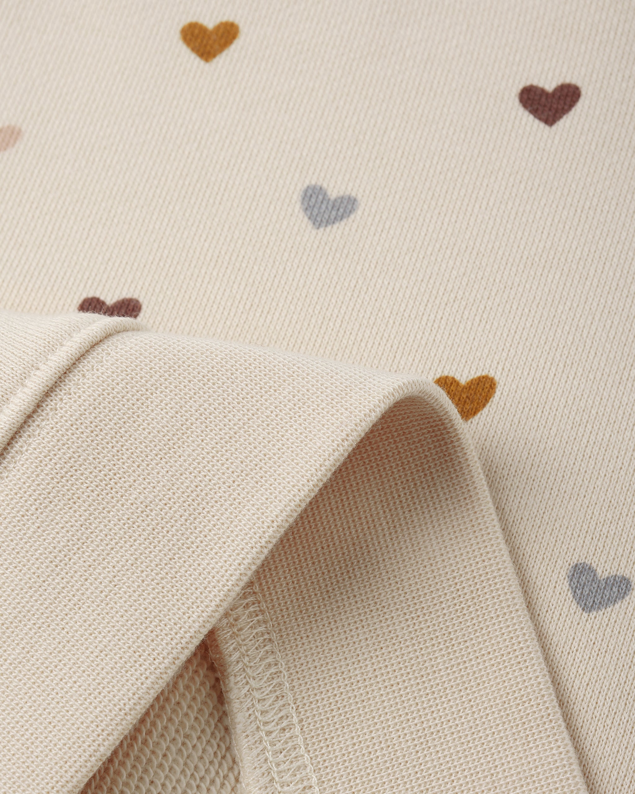 Boxy Pullover || Hearts