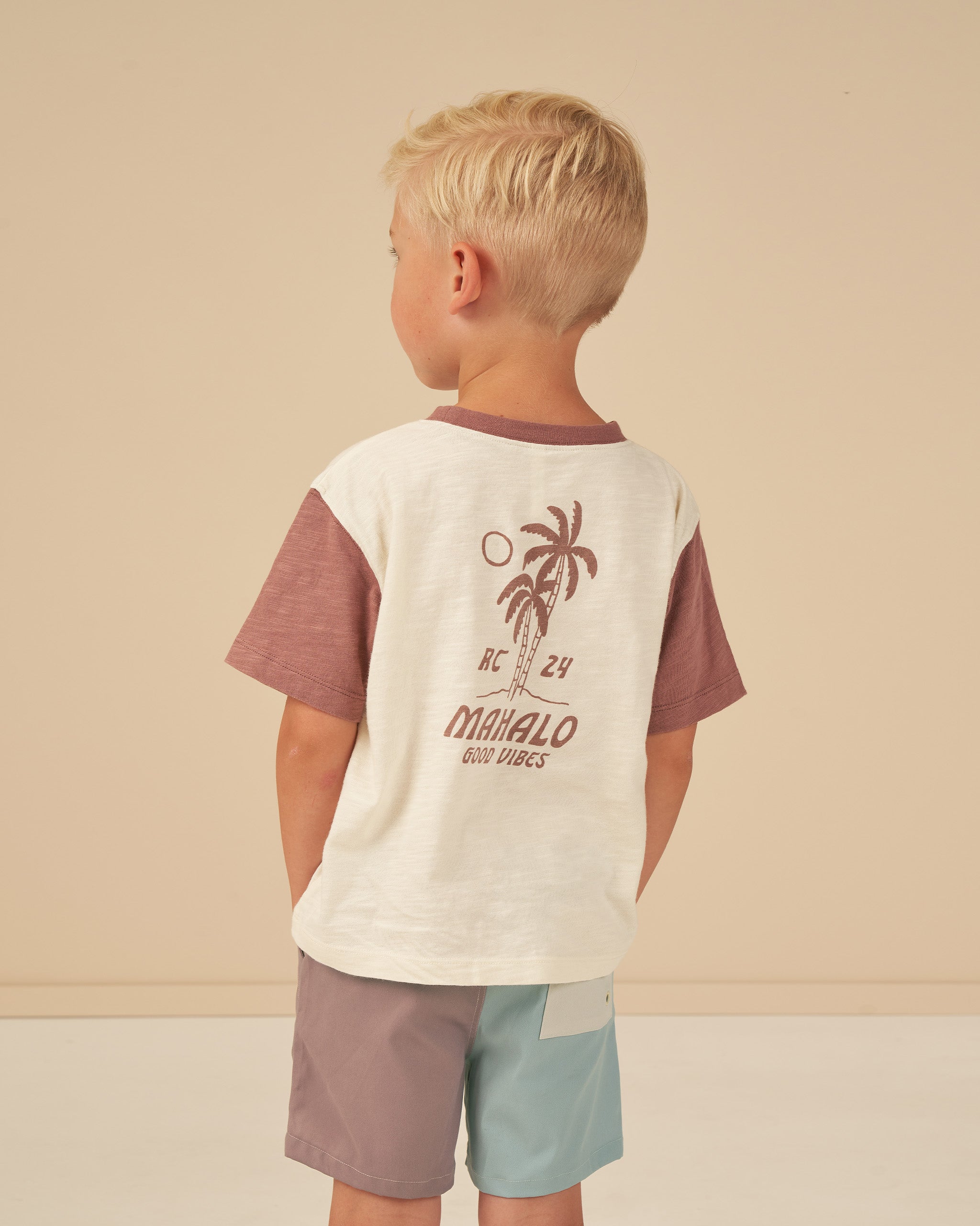 Contrast Short Sleeve Tee || Mahalo