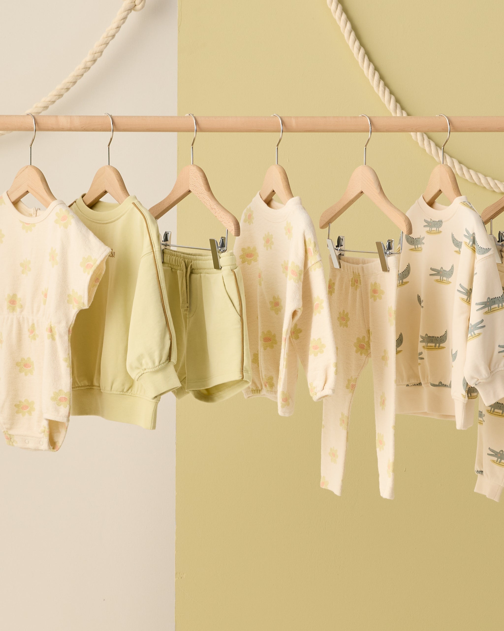 Relaxed Sweatshirt Chase The Sun - Rylee + Cru | Kids Clothes | Trendy Baby Clothes | Modern Infant Outfits |