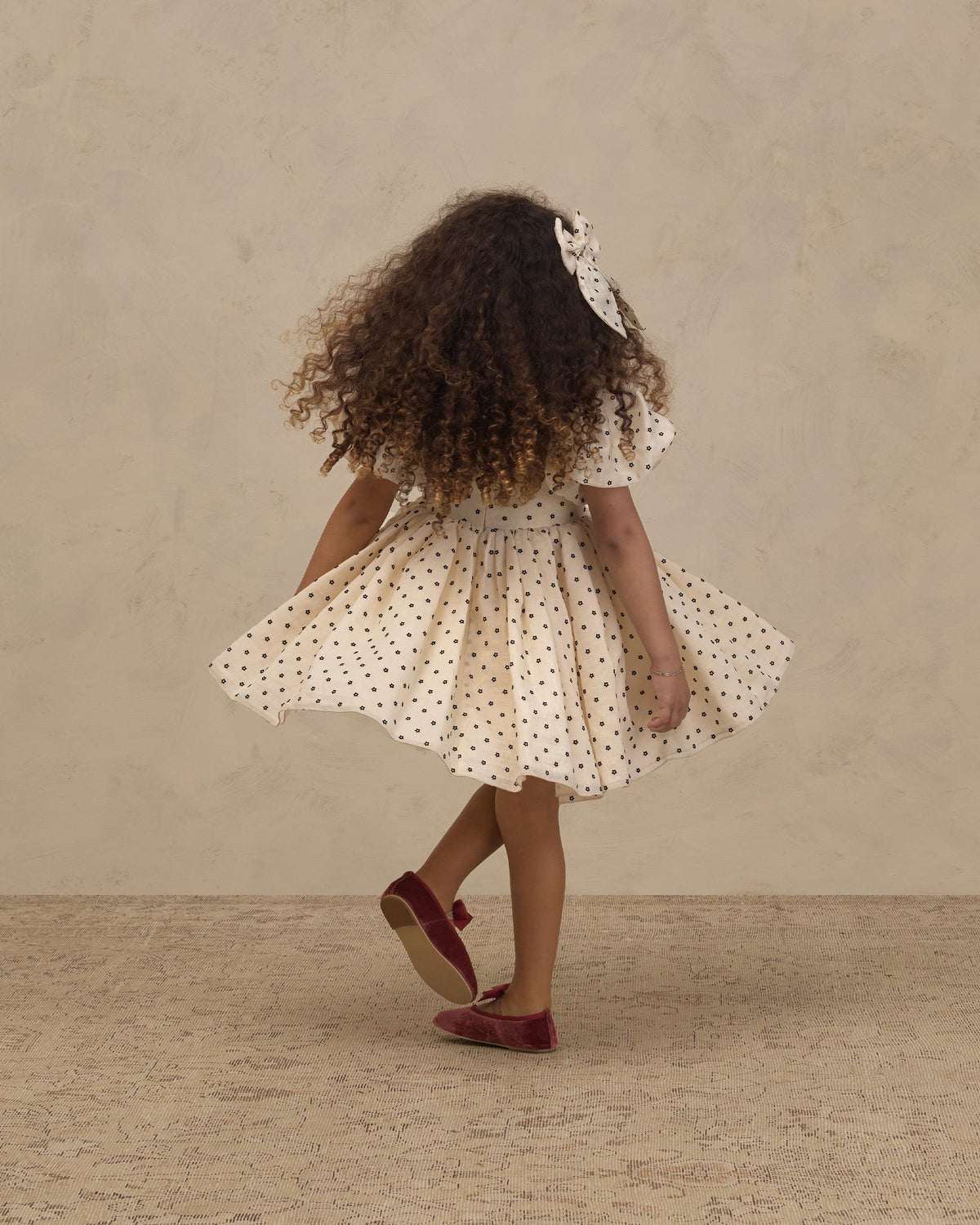 Sofia Dress Black Daisy
