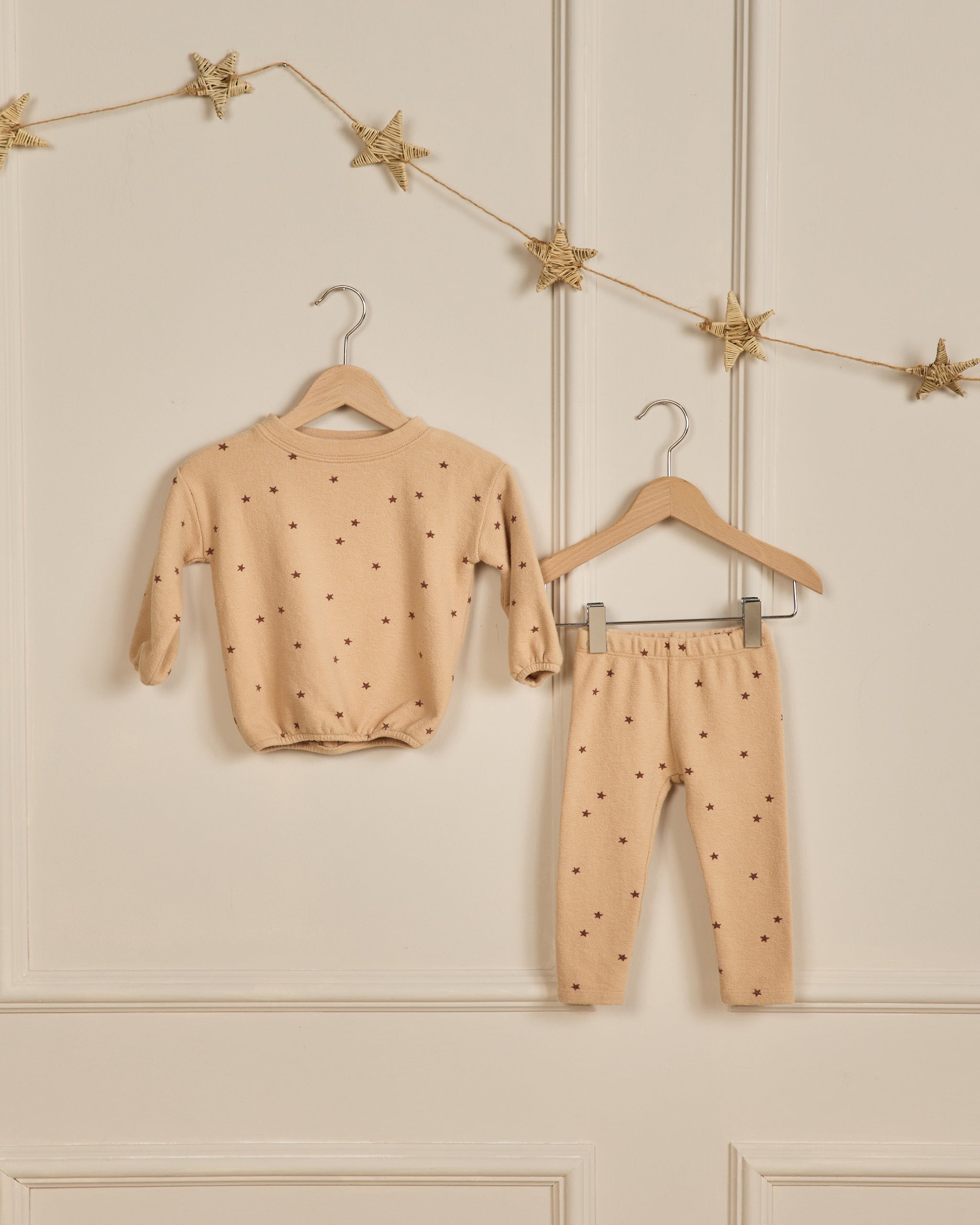 Spongy Knit Set || Stars